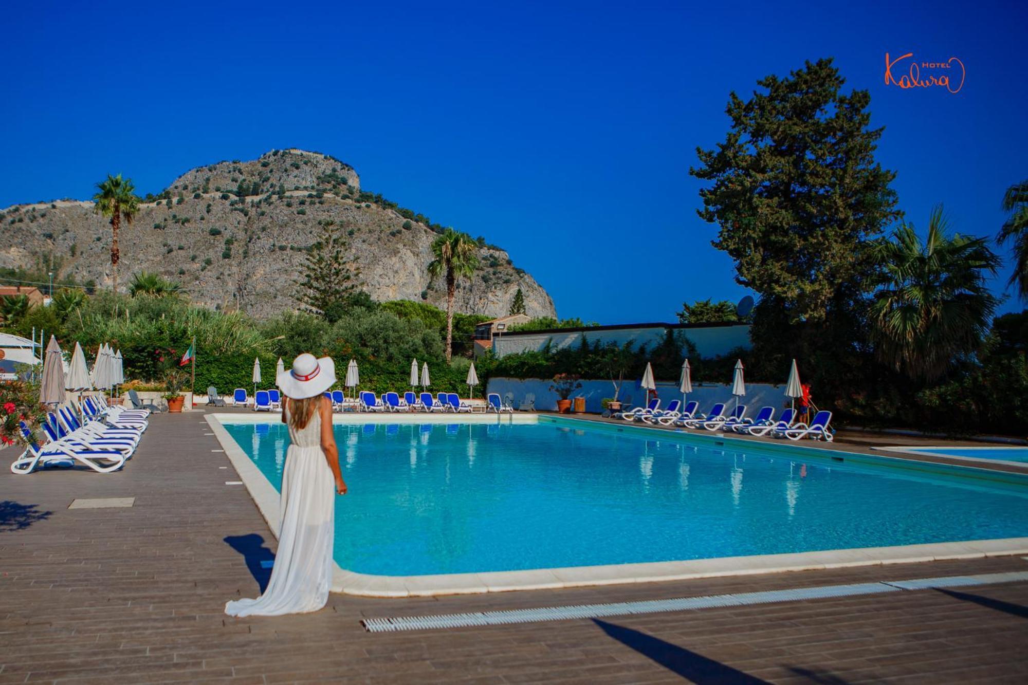 Hotel Kalura Чефалу Екстер'єр фото