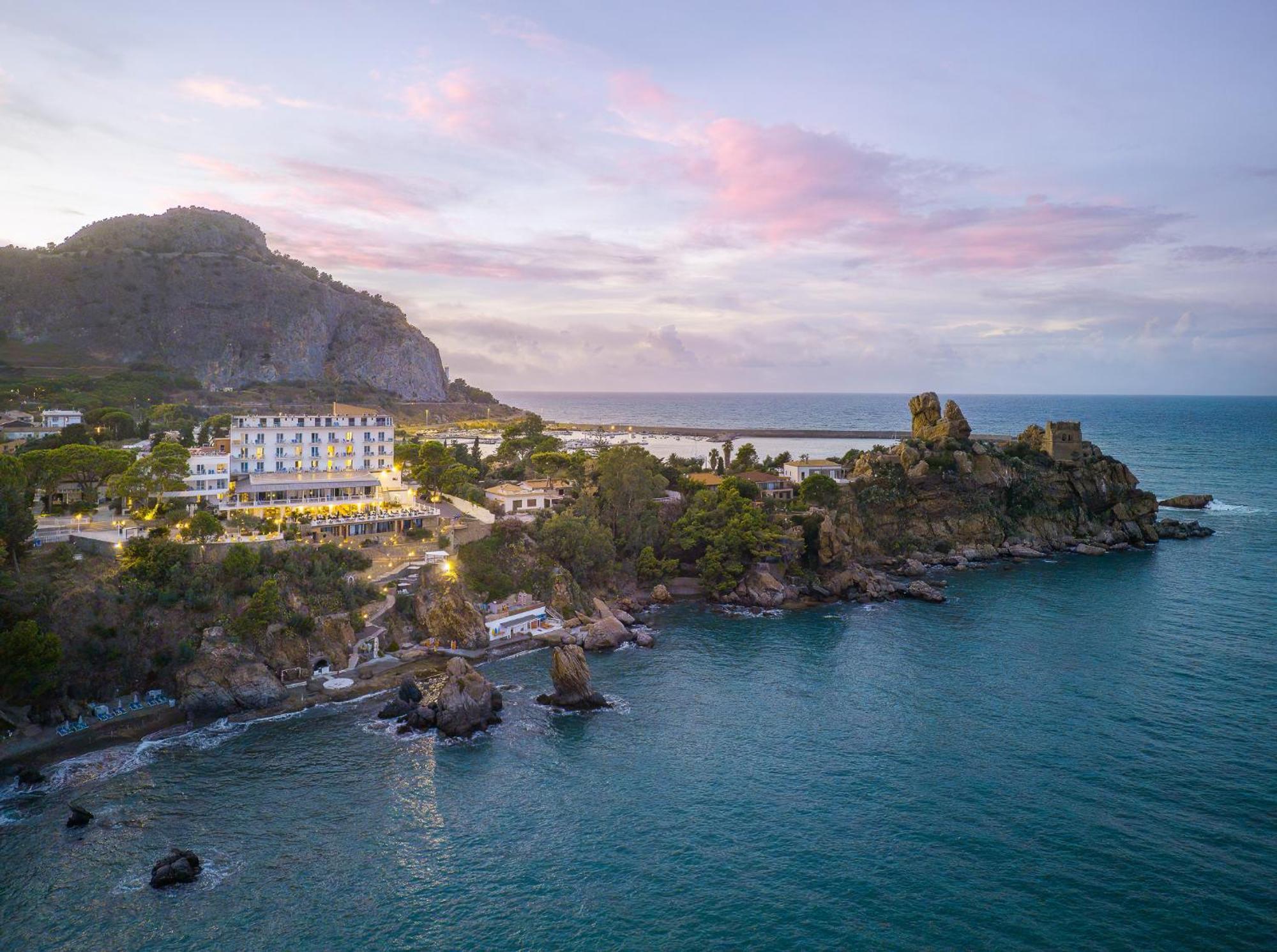 Hotel Kalura Чефалу Екстер'єр фото
